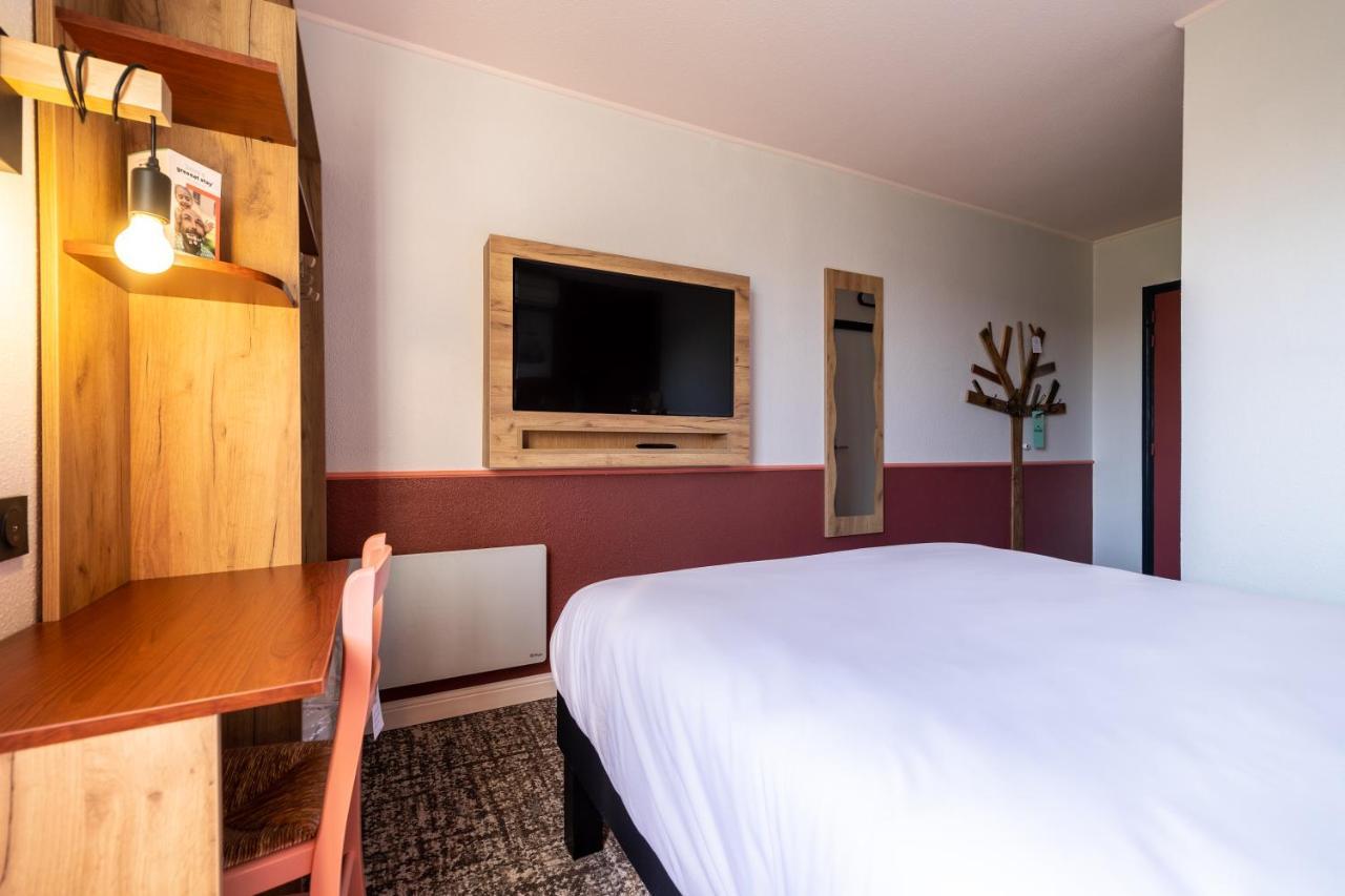 Greet Hotel Castres Saix Saix  Bagian luar foto