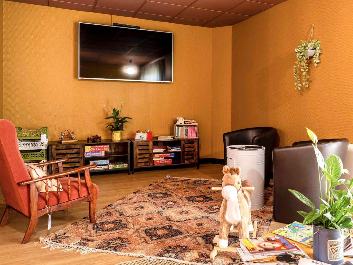 Greet Hotel Castres Saix Saix  Bagian luar foto