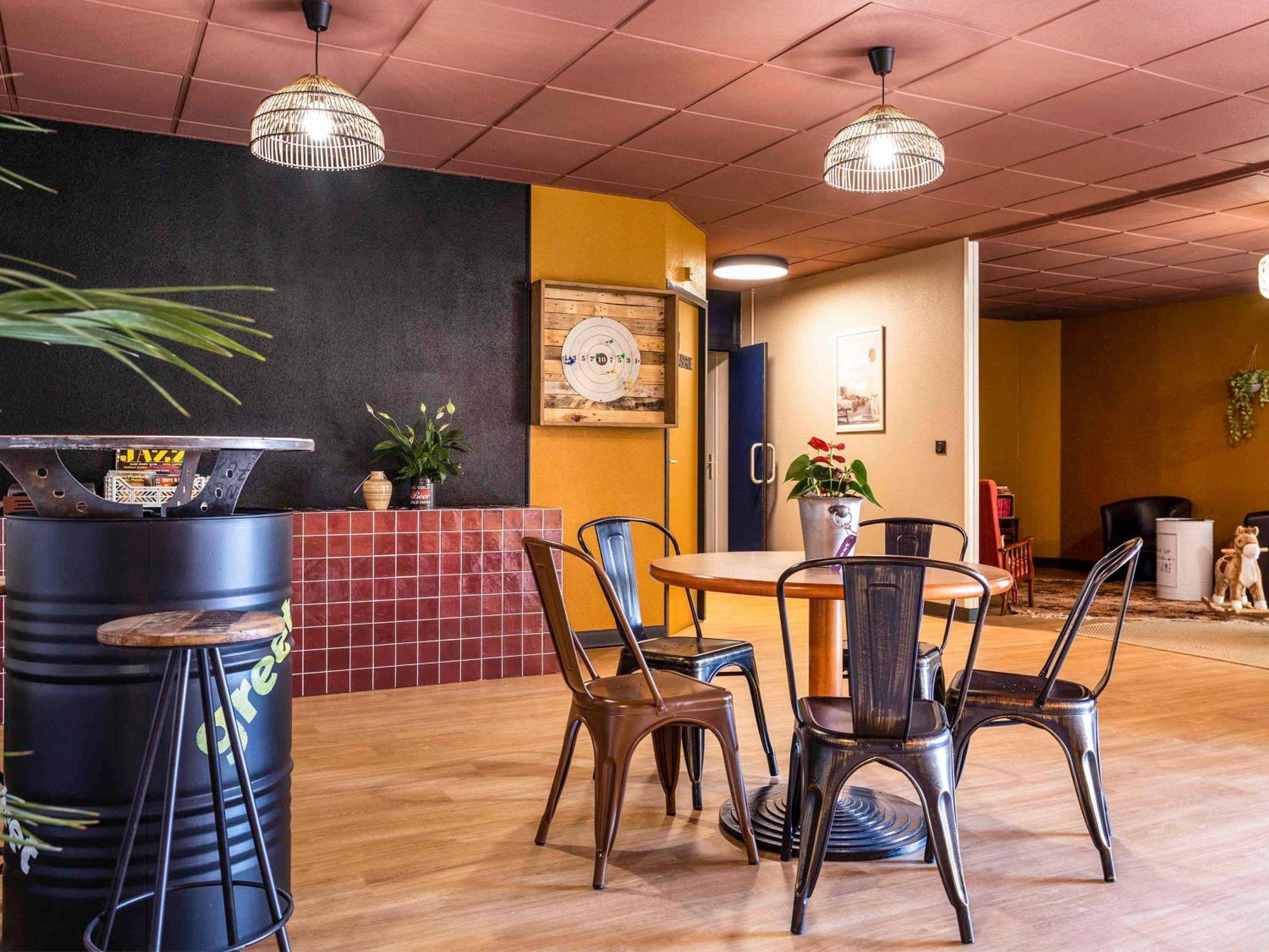 Greet Hotel Castres Saix Saix  Bagian luar foto